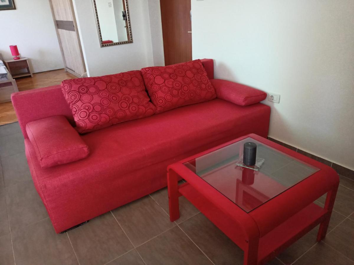 Cozy Apartment In The City Center Пула Екстериор снимка