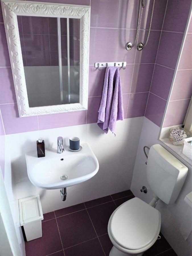 Cozy Apartment In The City Center Пула Екстериор снимка