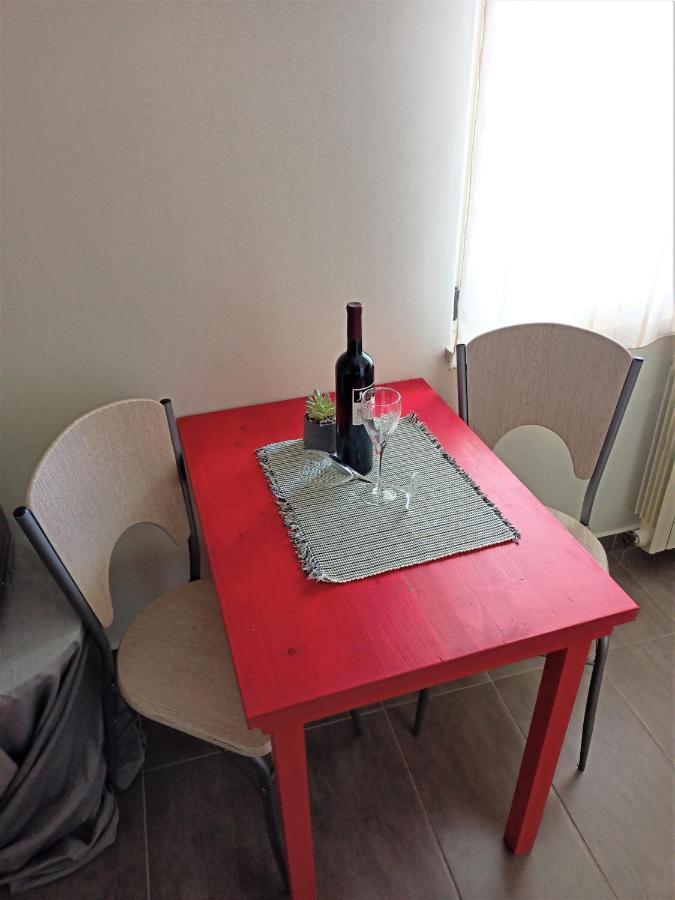 Cozy Apartment In The City Center Пула Екстериор снимка