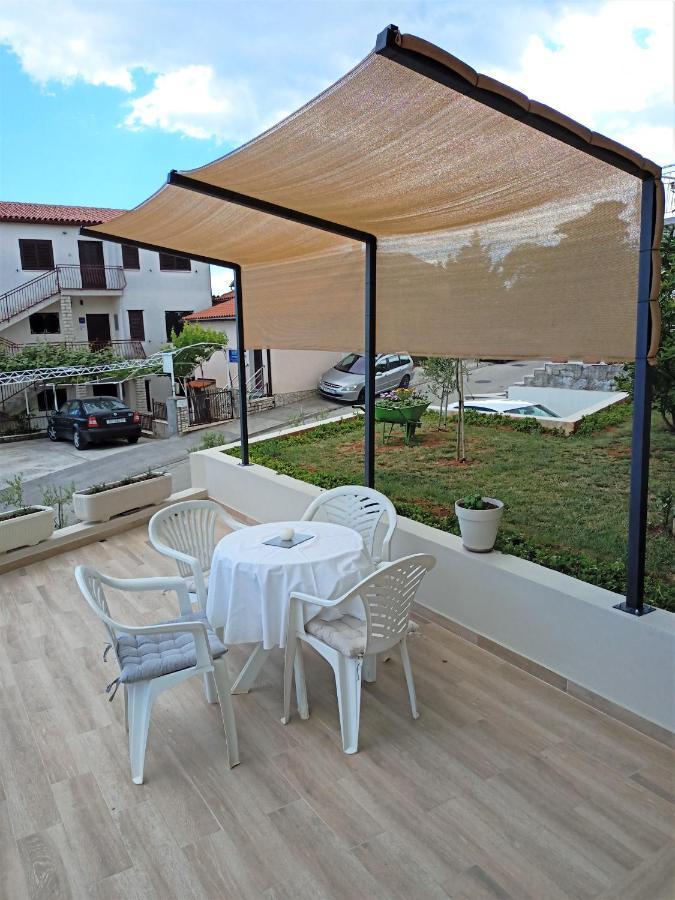 Cozy Apartment In The City Center Пула Екстериор снимка