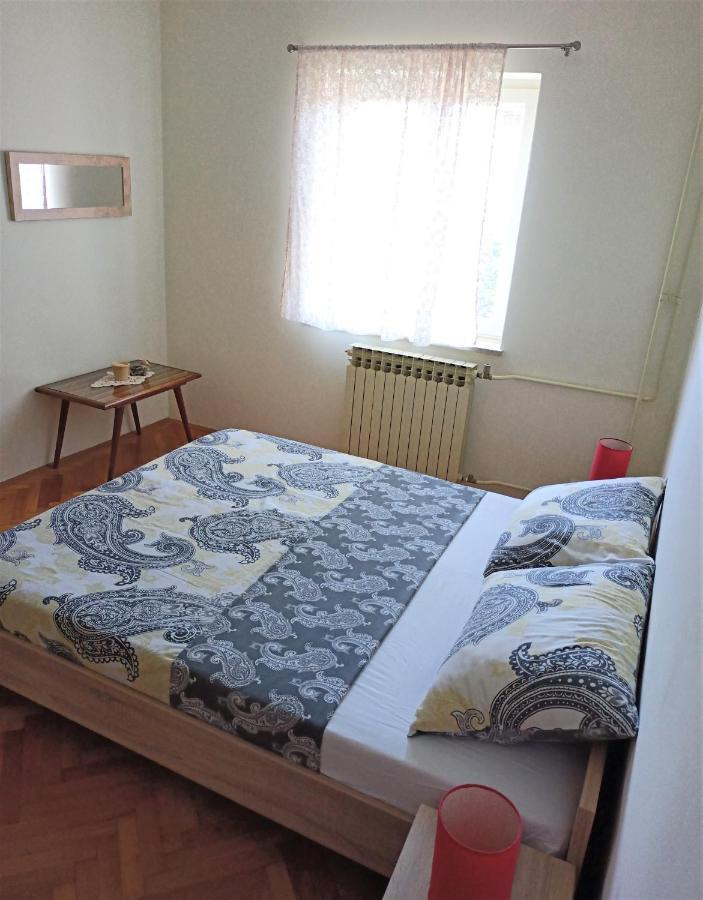 Cozy Apartment In The City Center Пула Екстериор снимка